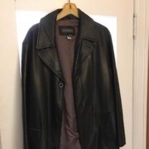 Banana republic men’s trenchcoat